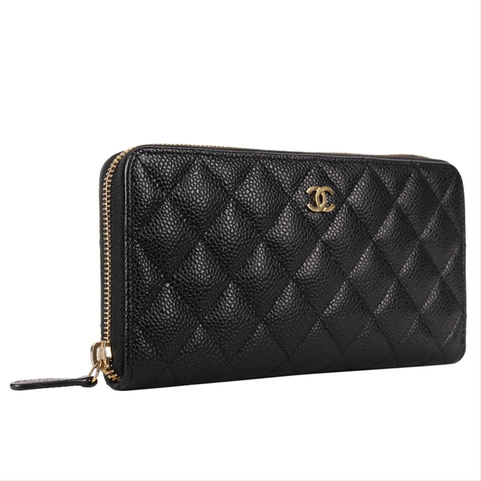 Black Leather Quilted Zippy Wallet (Authentic Pre-Owned)