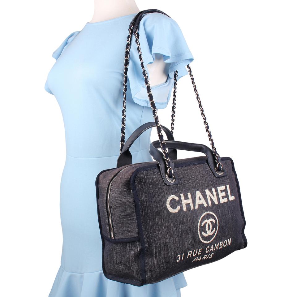 Chanel Deauville bag blue striped canvas Cloth ref.935575 - Joli Closet