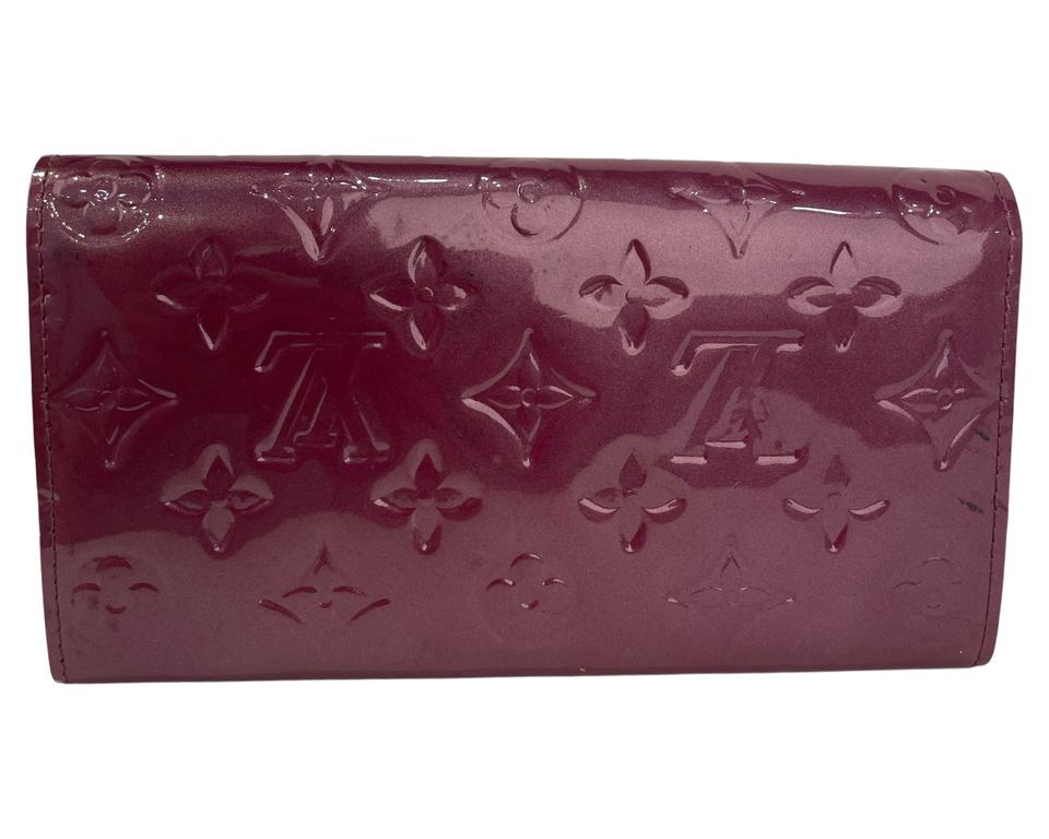 Louis Vuitton Zippy Wallet Beige Patent Leather Wallet (Pre-Owned)