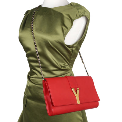 Lingne Y Clutch in Red