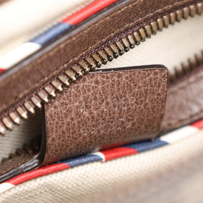 GG Supreme Messenger Courrier Blind for Love Crossbody Bag