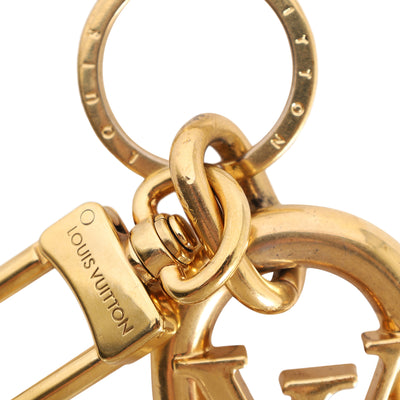 LV Link Keyring Gold in Gold Metal