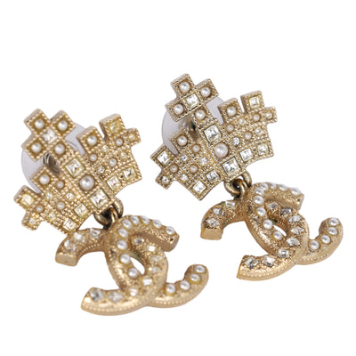 Faux Pearl & Strass CC Crown Drop Pierced Earrings