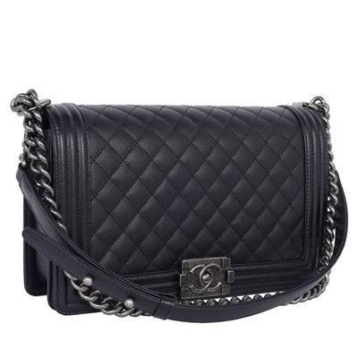 Caviar Quilted Large Boy Flap Bag Black