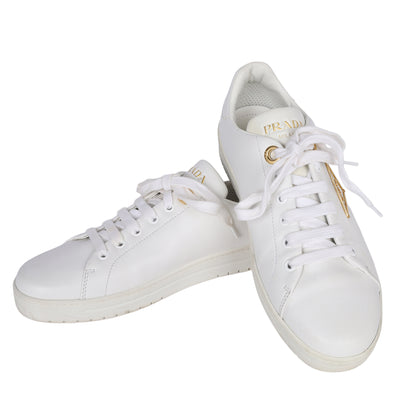 Downtown Bold Leather Low-Top Sneakers