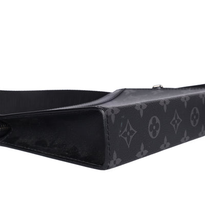 Reverse Monogram Eclipse Gaston Wearable Wallet