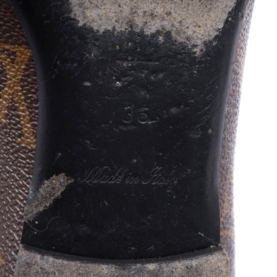 Upper Case Flat Loafer 36 US6.5