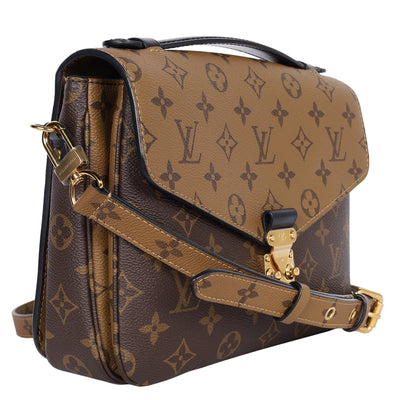 Reverse Monogram Pochette Métis