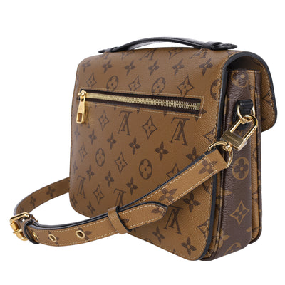 Reverse Monogram Pochette Métis
