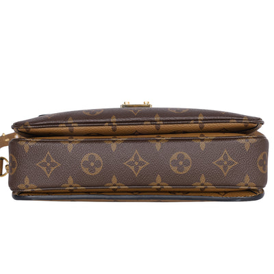 Reverse Monogram Pochette Métis