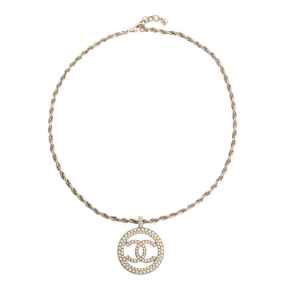 Pearl CC Round Pendant Necklace