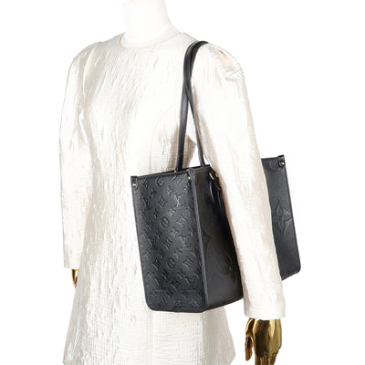 Empreinte Monogram Giant Onthego MM Black