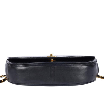 Half Moon Front Flap Leather Shoulder Bag Vintage Black