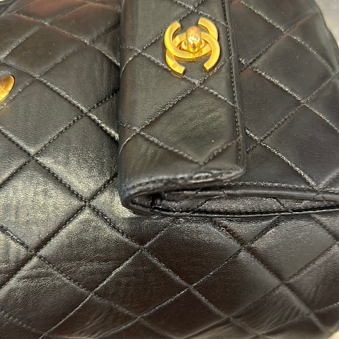 black lambskin leather backpack purse shoulder bag Chanel 1996-1997 Matelassé Quilted Backpack