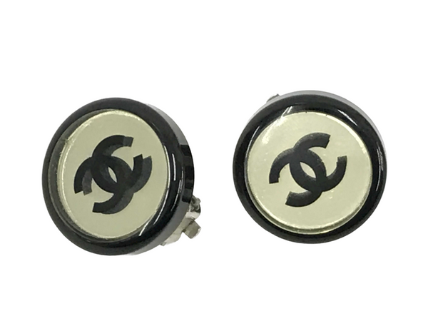 CHANEL CC Mirror clipped earrings – The Lady Bag