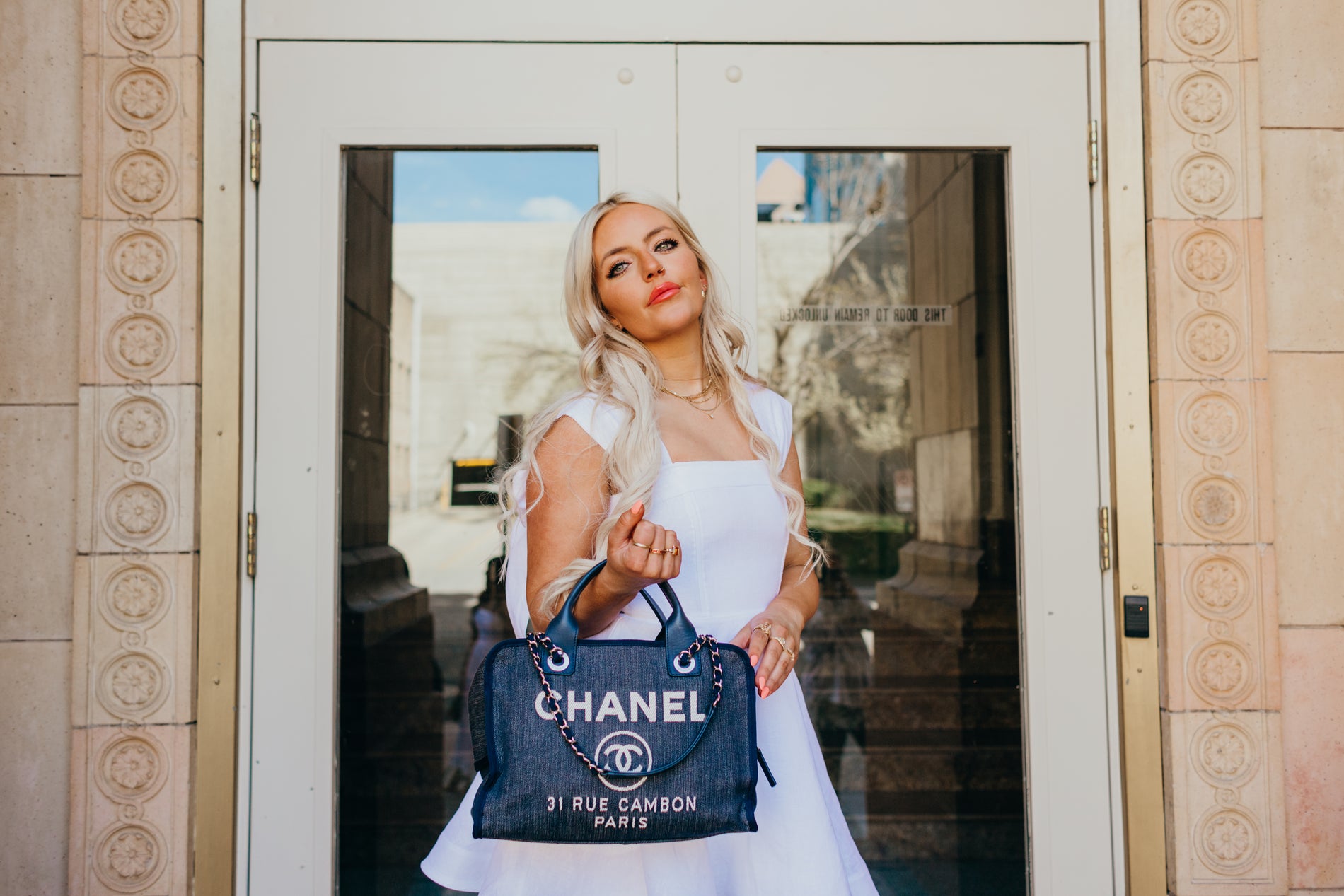 chanel deauville tote outfit