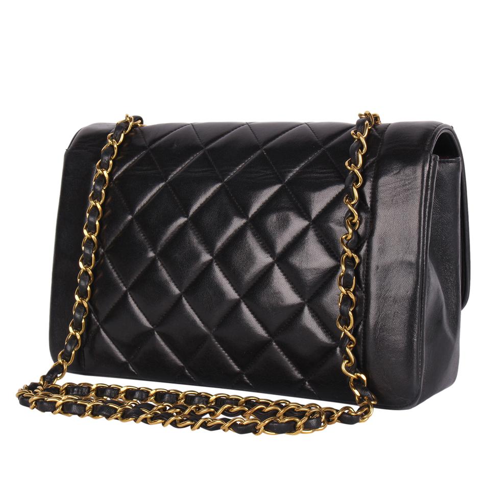 Leather crossbody bag Chanel Black in Leather - 35761537