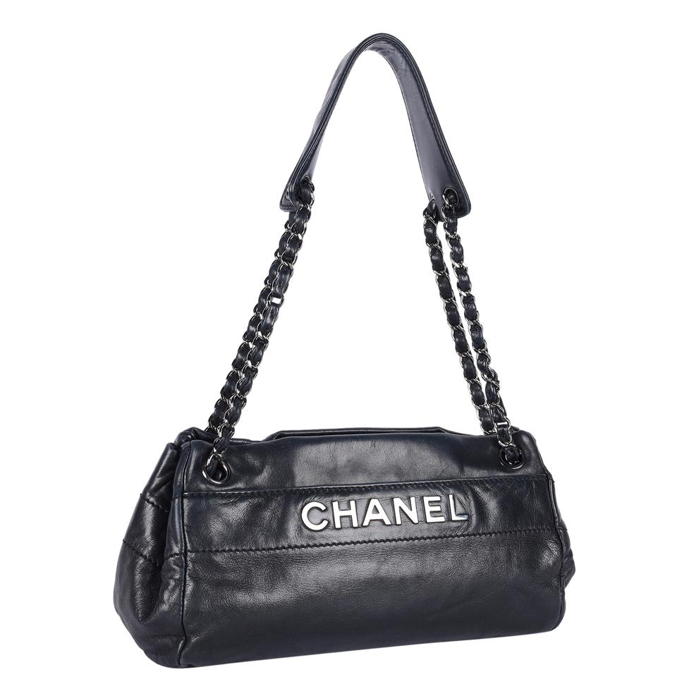 Chanel Pre-owned 2005 Medallion Tote Bag - Black